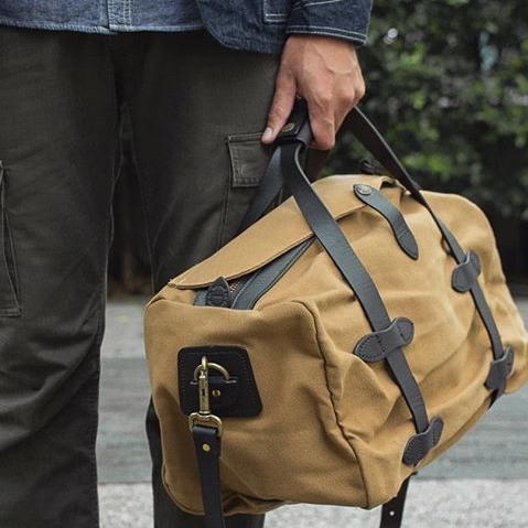 Filson スモールダッフルバッグ | 週７日働く仕事人間が生活に彩を持た